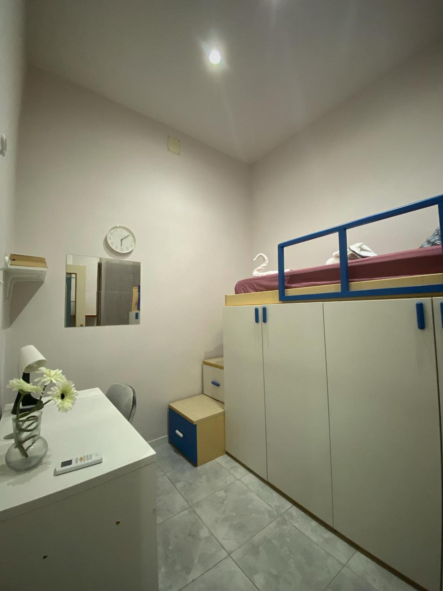 La Casa Al Centro " Vicino Al Centro Storico Di Napoli" Apartamento Exterior foto