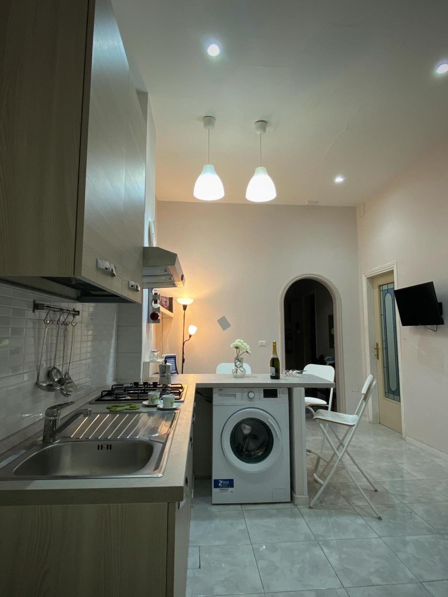 La Casa Al Centro " Vicino Al Centro Storico Di Napoli" Apartamento Exterior foto