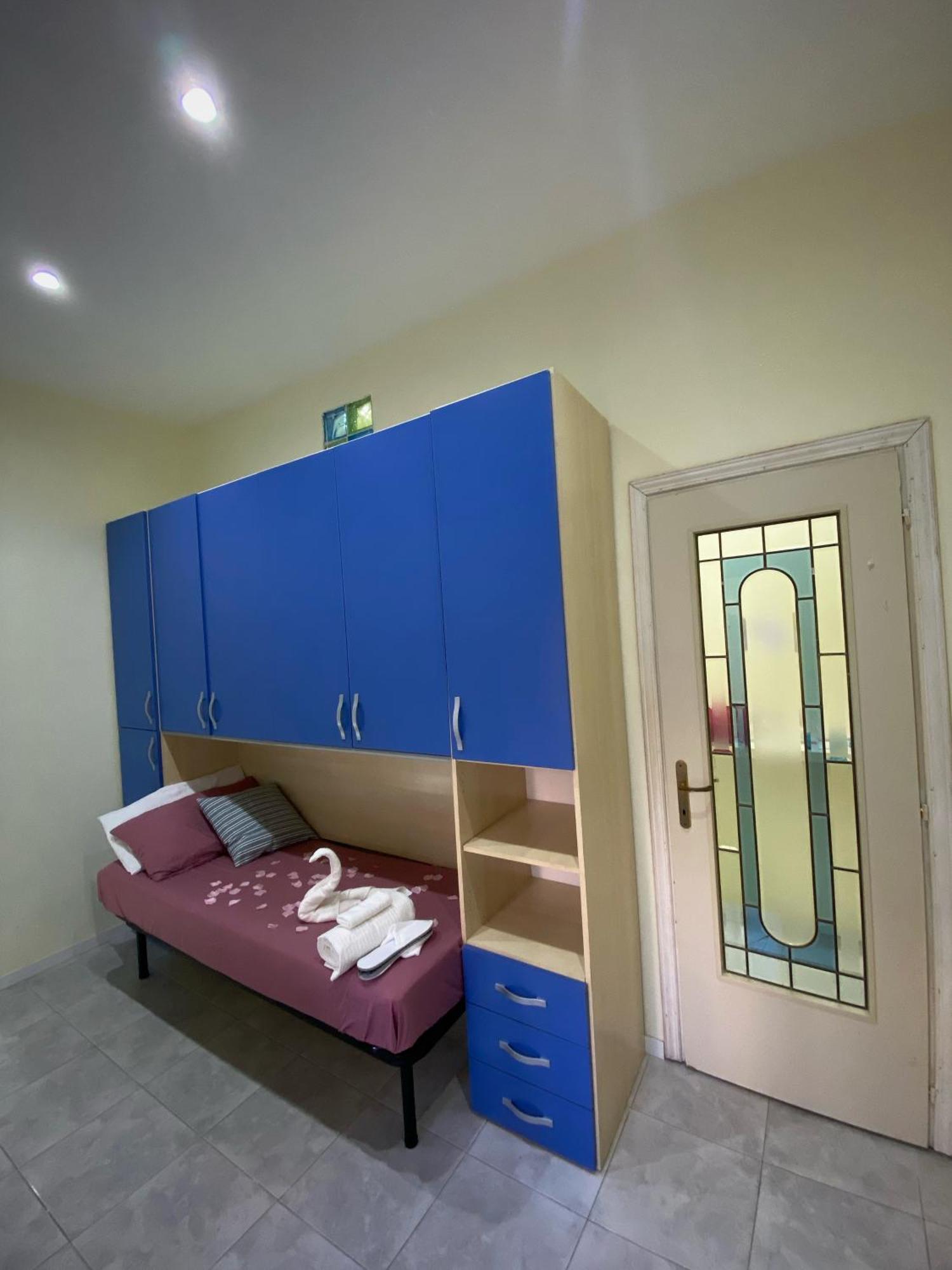 La Casa Al Centro " Vicino Al Centro Storico Di Napoli" Apartamento Exterior foto